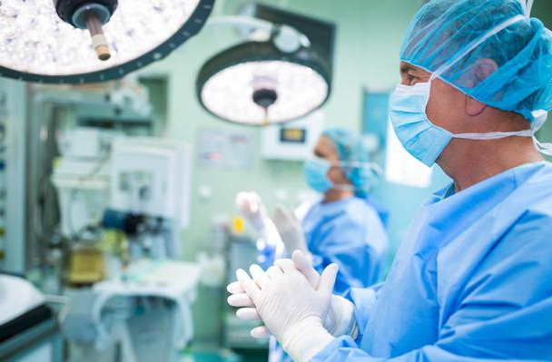 The world's first cardiac surgery was performed today in 1896